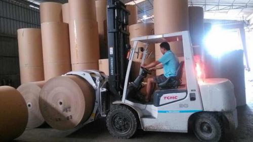 Затискачі для паперу